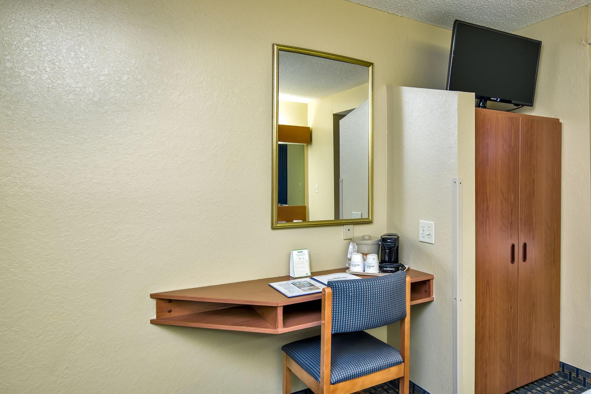 Microtel Inn & Suites Leesburg Ngoại thất bức ảnh