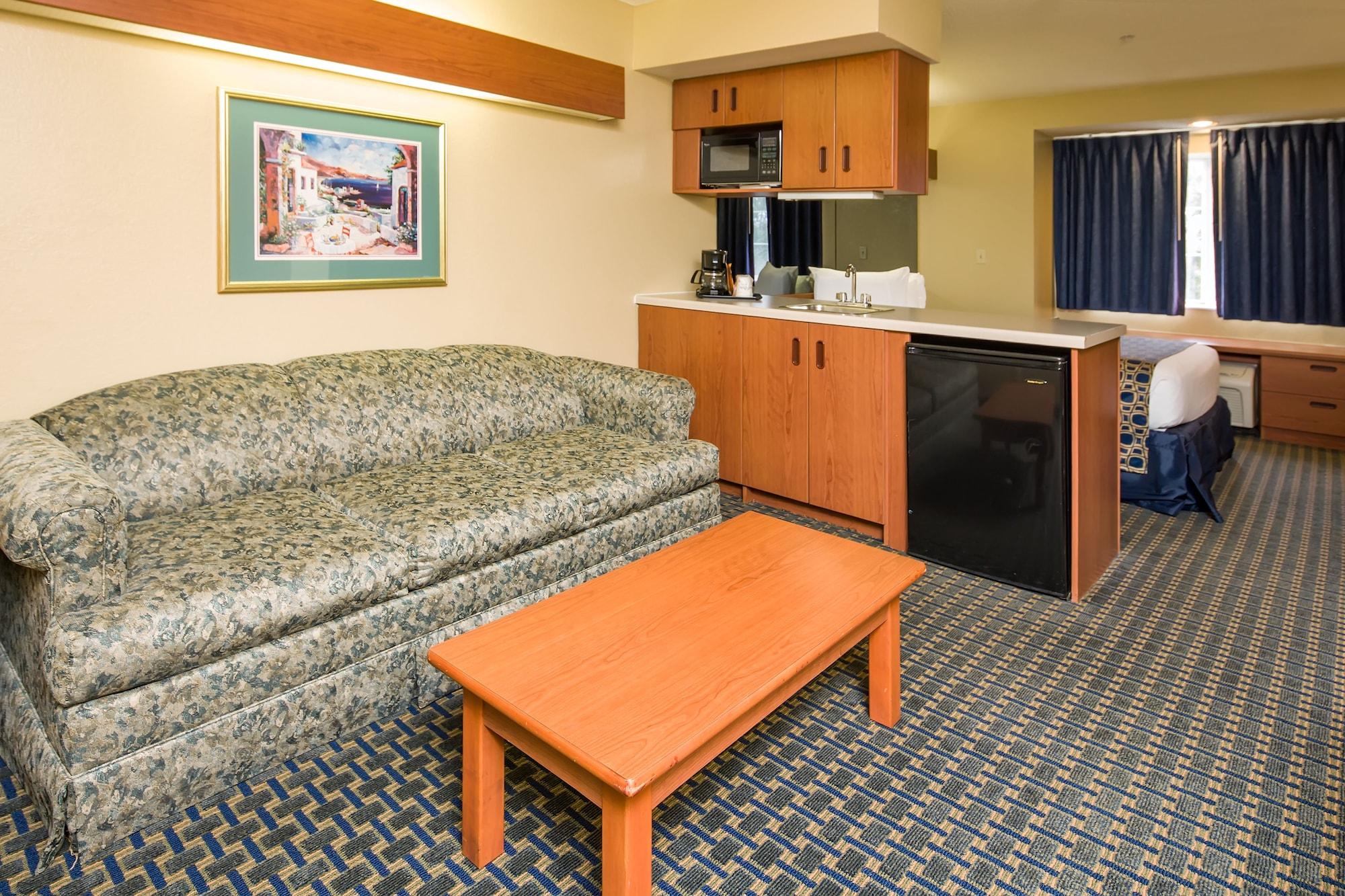 Microtel Inn & Suites Leesburg Ngoại thất bức ảnh