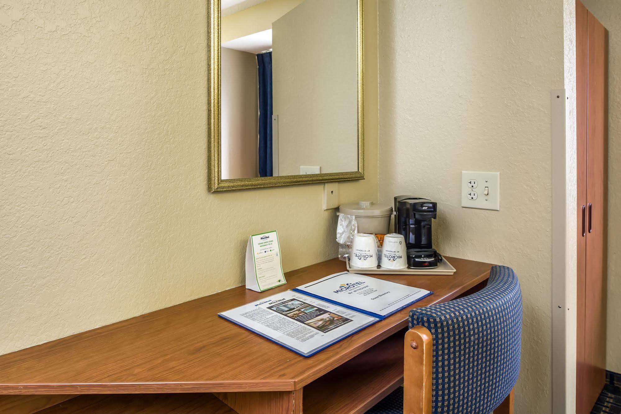 Microtel Inn & Suites Leesburg Ngoại thất bức ảnh